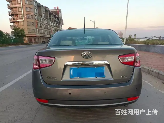 风神S30 2011款 S30-三厢 1.6 手动 尊贵型 - 图片 5