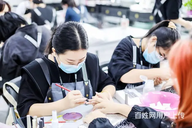 学美甲来百美汇学校 - 图片 1