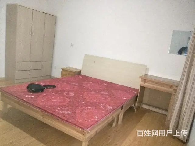 白金汉爵大酒店旁单间出租 - 图片 4