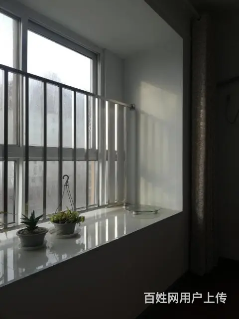 两室一厅主卧出租 - 图片 1