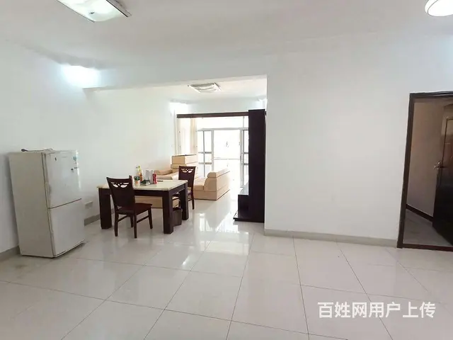 吉大荔苑4房2厅出租，租价2600，楼梯6楼。 - 图片 2