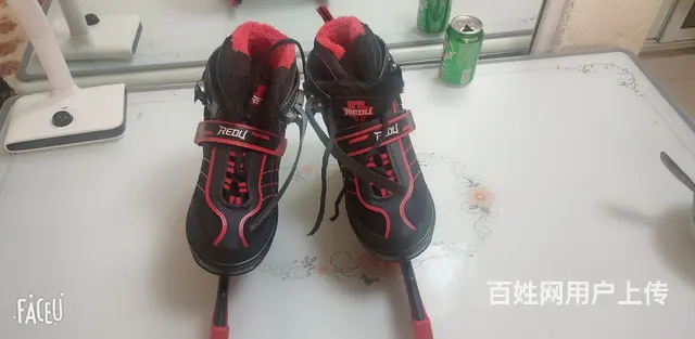 滑冰鞋 - 图片