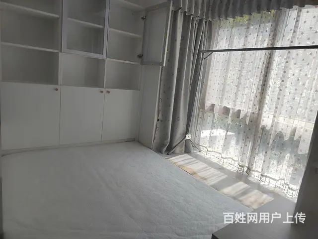 近地铁 电梯次卧 包水电物业宽带 随时看 - 图片 1