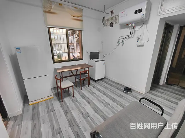 全新精装三防 绿地中心华远华时代旁 湘雅医院烈士公园汽电宿舍 - 图片 1