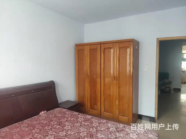 带车库 大产权 三证五年 三室两厅 可商议 - 图片 1