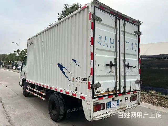 12年天皇五十铃单排双轮4米2车厢 - 图片 3