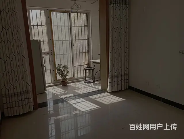 九龙新村西区一楼出租 - 图片 4