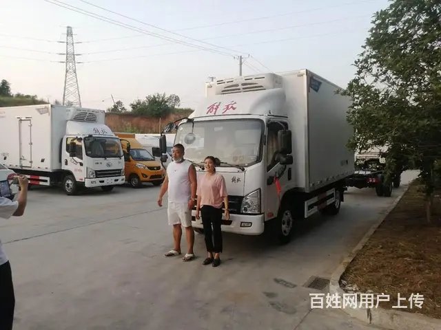 解放4米2肉钩冷藏车小型厢式鲜货冷藏车多少钱 - 图片 6