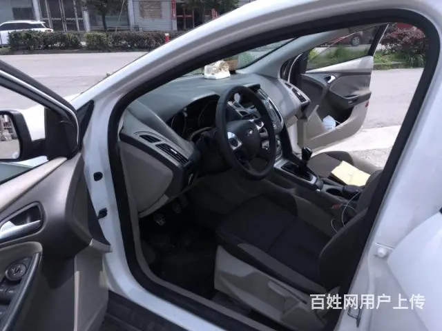 福特 福克斯 2013款 经典福克斯-三厢 1.8 手动 时 - 图片 9