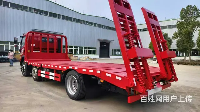 国六新款便宜实用的重汽王牌小三轴平板车生产厂家报价 - 图片 6