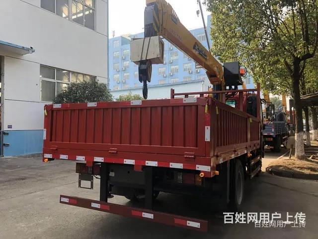 重汽豪曼4-5吨蓝牌随车吊 哪个厂家价格便宜 - 图片 10