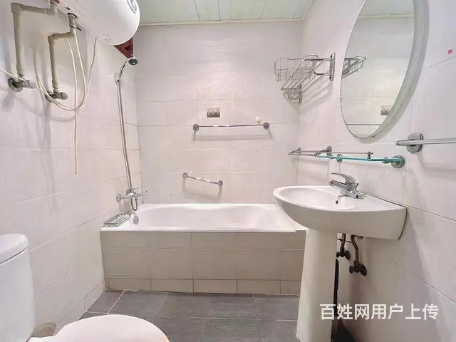 实拍房源 三香路附二医 彩虹新村 精装大三房 二楼 押一付一 - 图片 9