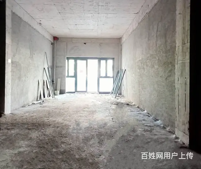 （老板本人）（好消息）高档小区出入口临街门面房东出租5646 - 图片 2
