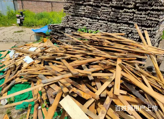 东洲木材模板道木劈柴雷子废旧木材回收 - 图片 2
