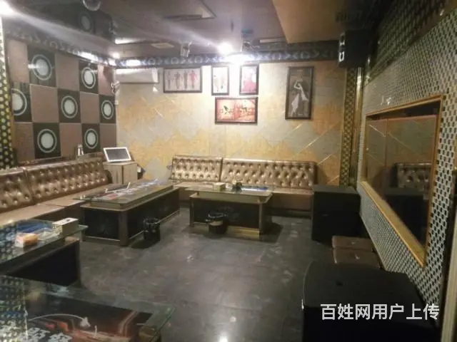 英吉沙县营业中KTV餐吧转让 - 图片 1