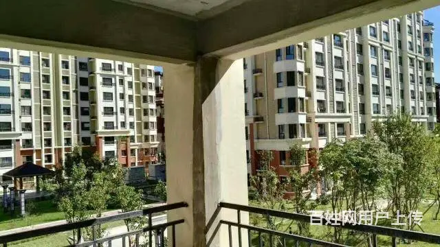 经典联排叠墅带车库带凉台赠送面积超低价出售可贷款 - 图片 12