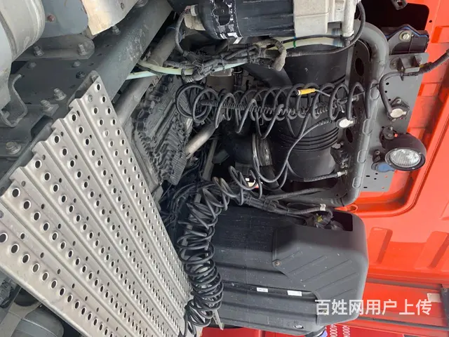 重汽汕德卡 牵引车 国5 - 图片 5