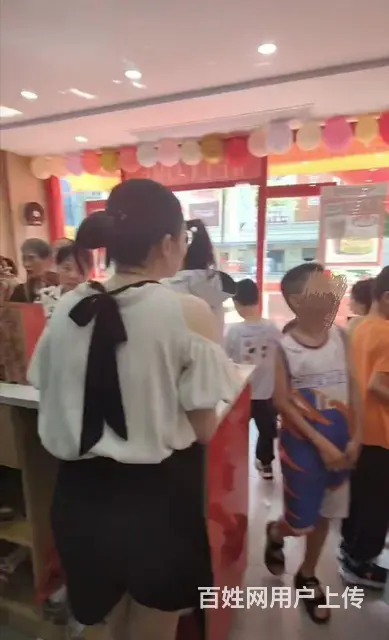 （个人发布）大型商场小区出入口临街品牌炸鸡汉堡店转让 - 图片 2
