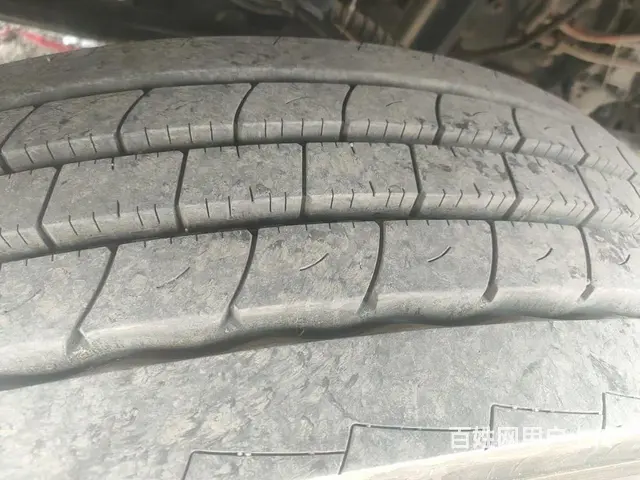 东风天龙 厢式货车 - 图片 9