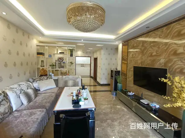 一梯一户 小高层 区政府旁峰景丽都精装修四房双卫  可按揭 - 图片 1