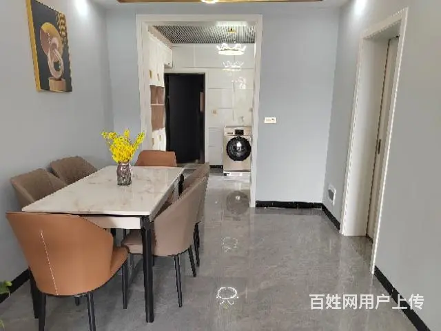 蓝山公馆12楼四房两厅双卫，新房支持按揭 - 图片 1