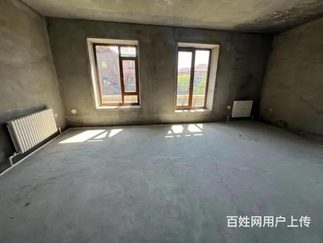 仅一套小区中心位置 四周景观 300平花园 有车位 - 图片 5