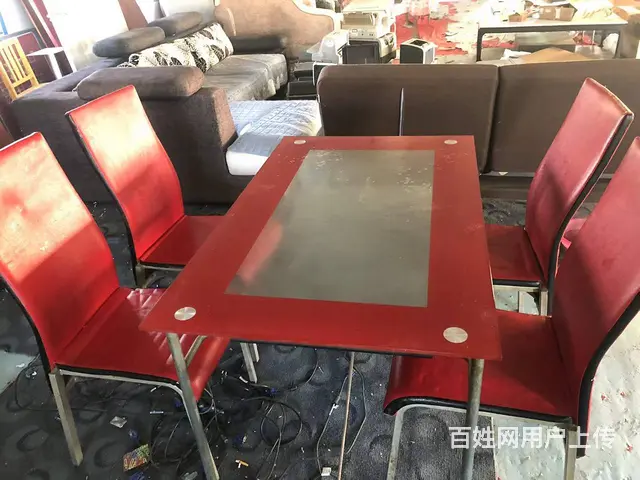 【搞定了！】低价出售二手餐桌椅一套，一桌带四椅 - 图片 2