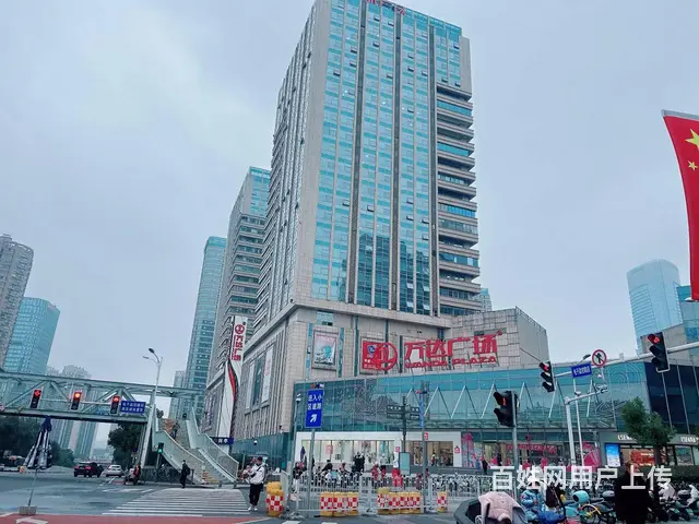 （老板本人）双地铁口环球中心精装修办公楼招合租➕工位招租 - 图片 2