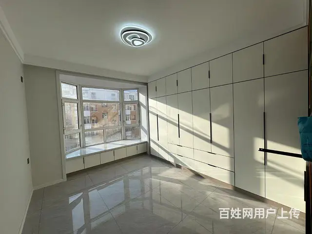 东方花园5楼，85平米，3室一厅 - 图片 1
