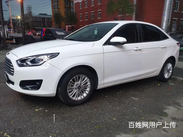 福特 福睿斯 2017款 1.5 手动 舒适型(改款) - 图片 3