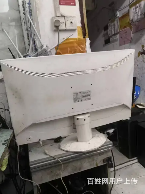 27大屏易美逊品牌高清液晶电脑显示器 - 图片 3