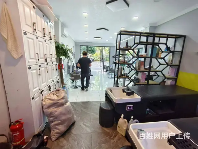 岳麓区雷锋大道临街4-5年美发店转让可空转 9615 - 图片 5