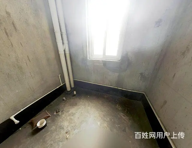 美林湖花园大三室两卫纯毛坯有钥匙方便看房 - 图片 9
