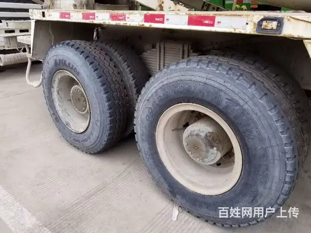 豪沃13年6月份车，前2后八搅拌罐，12方，车况好 - 图片 9