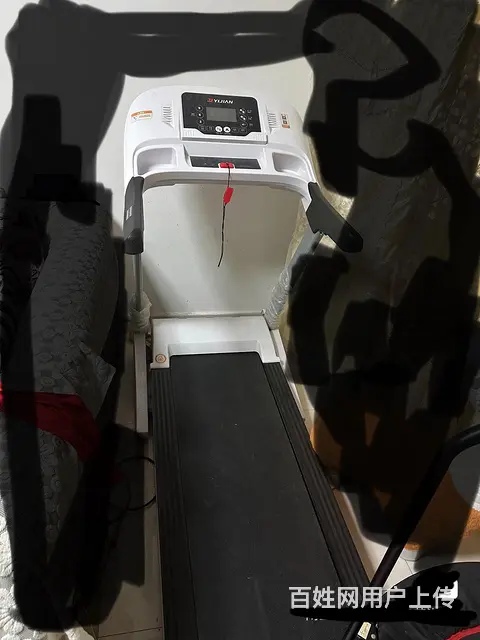 跑步机 - 图片