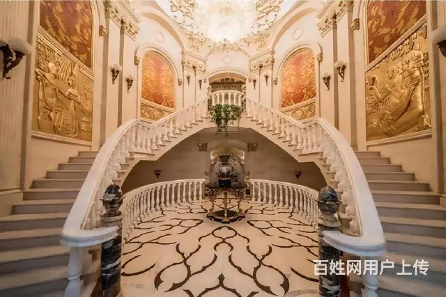 豪装水系独栋，小区中心无大税，超大花园，3门车库。 - 图片 2