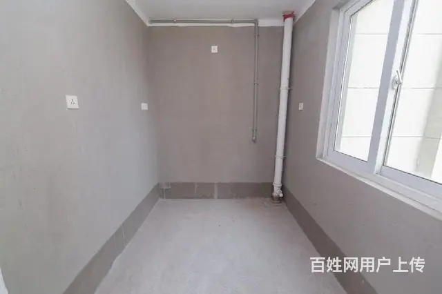 新北万达旁 全新毛坯小高层 一梯一户好楼层 不靠高架南北通透 - 图片 2