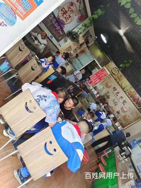 B个人一栏杆路四校旁边餐饮店转让 - 图片 3