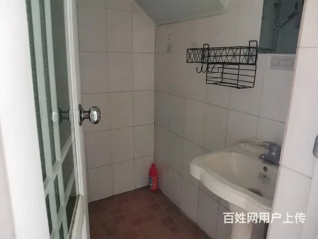 麟秀园 1室1厅1卫带家具出租500元每月 - 图片 10