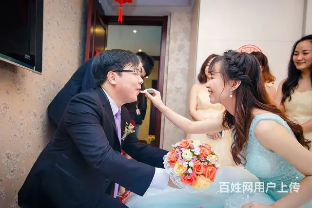 婚车租赁 婚礼跟拍 摄影摄像 主持跟妆 婚礼摄像 - 图片 10