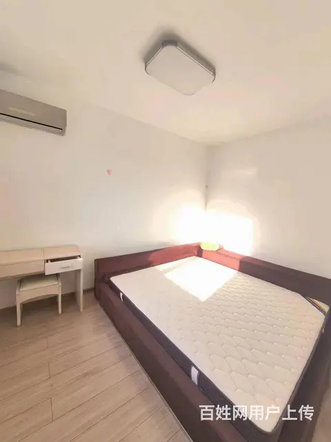 成龙建材4楼，113.69平，44万。 - 图片 4