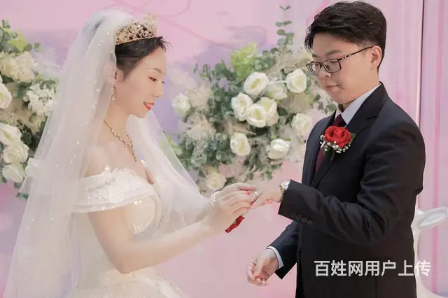 昆明结婚全天新娘化妆，送亲友妆，再送伴娘服 - 图片 6