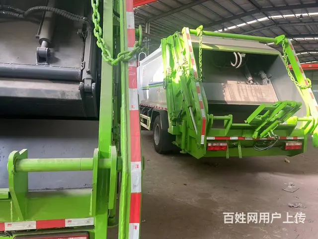 国六压缩式垃圾车 - 图片 5