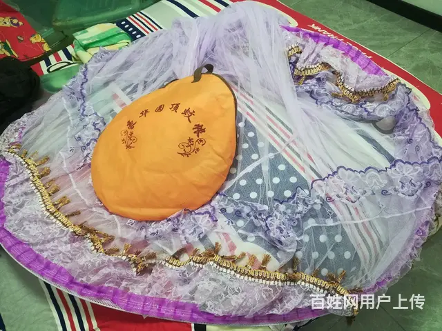 圆顶吊顶蚊帐 - 图片 2