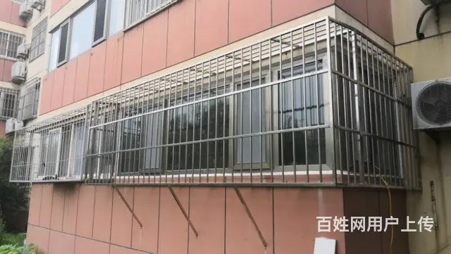 北京海淀区上地安装阳台防护窗防护栏安装围栏纱窗 - 图片 1