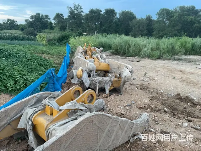 全新原厂徐工500lk铲斗大臂油缸 - 图片 2