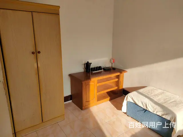 月租季度租年租都行，屋里干净利索 - 图片 1