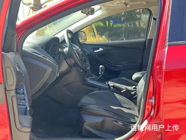 福特 福克斯 2015款 福克斯-三厢 1.6 手动 舒适型 - 图片 4