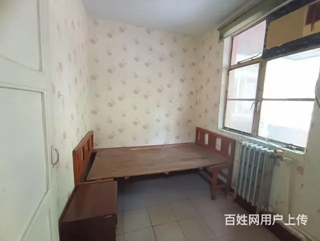 建设路西68平方，三室月租680元 - 图片 2