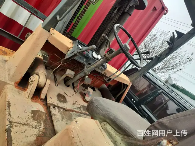 出售大型叉车 - 图片 4